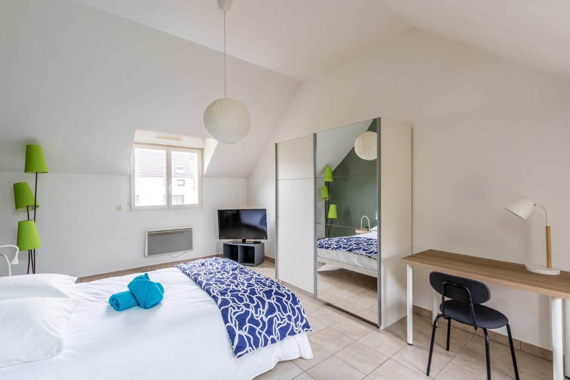 Le Duplex , Proche Gare Rer, Parking, Arrivee Autonome Apartment Palaiseau Luaran gambar